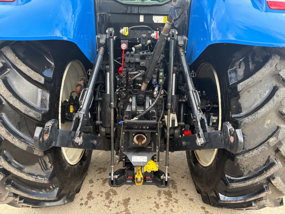 New Holland T7.215 S - Traktorer - Traktorer 4 wd - 8