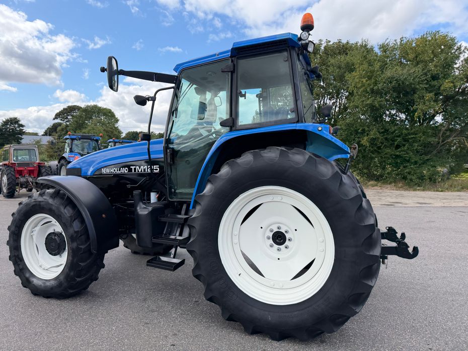 New Holland TM 125 KUN 6500 TIMER! - Traktorer - Traktorer 4 wd - 4