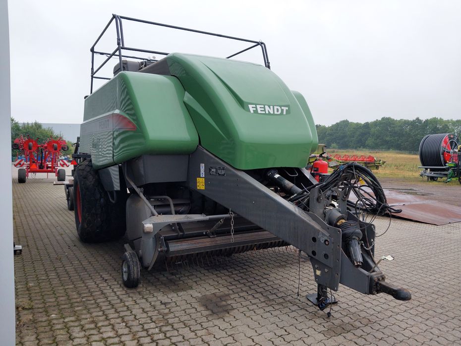 Fendt 12130 N - Pressere - Bigballe - 4