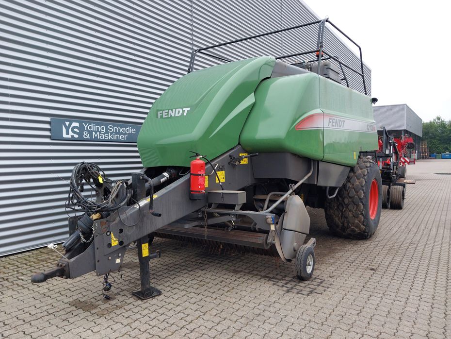 Fendt 12130 N - Pressere - Bigballe - 2