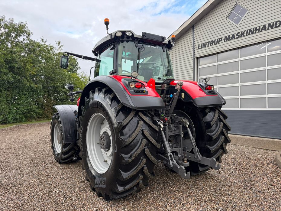Massey Ferguson 8737 Dyna VT med frontlift. - Traktorer - Traktorer 4 wd - 8