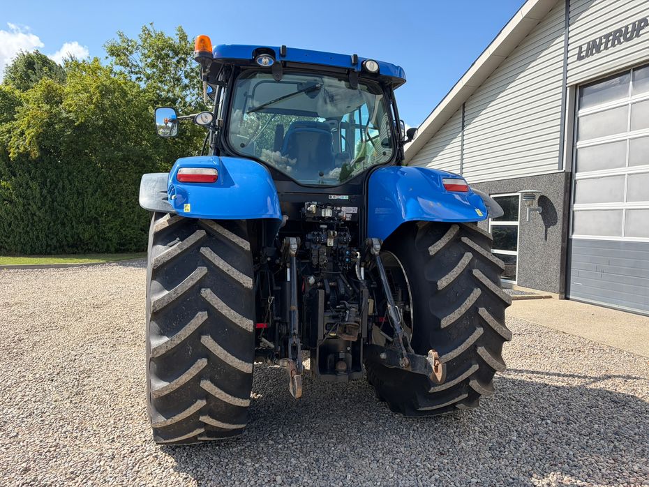 New Holland T7.250 Med frontlift. Pæn og velholdt traktor - Traktorer - Traktorer 4 wd - 8