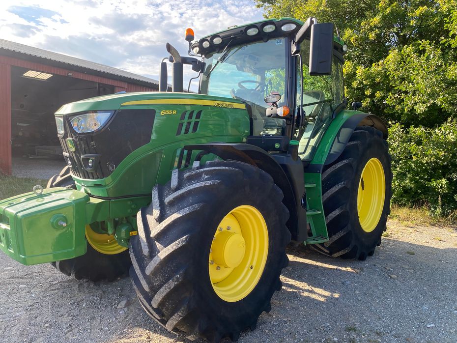 John Deere 6155R - Traktorer - Traktorer 4 wd - 2