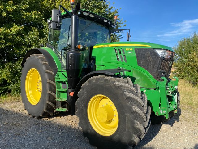John Deere 6175R