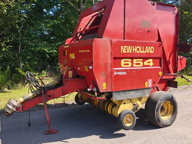 New Holland 654 MEGET PÆN