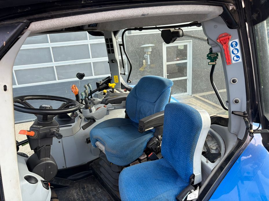 New Holland T7.170 Med frontlæsser - Traktorer - Traktorer 4 wd - 9