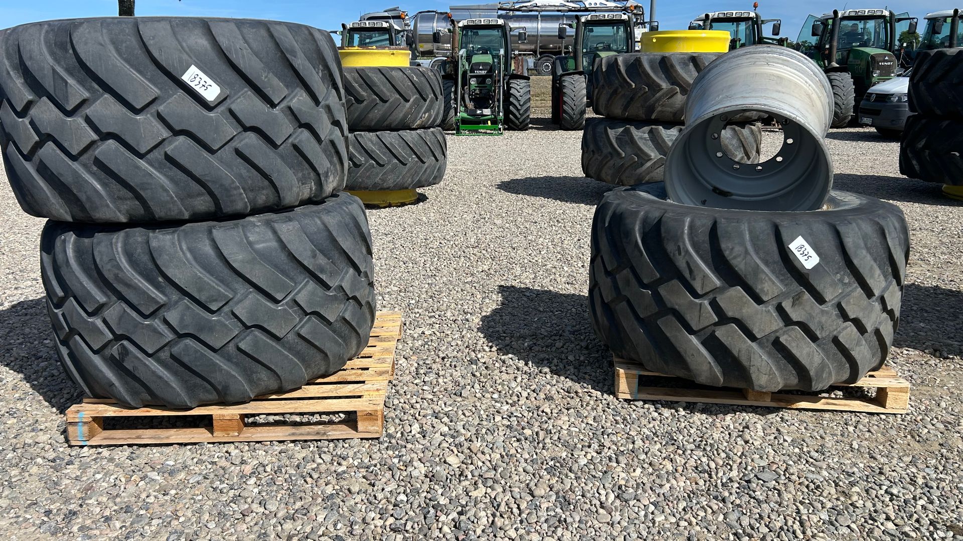 BKT 710/50R26.5 FL 630 - 10 huls ET-50