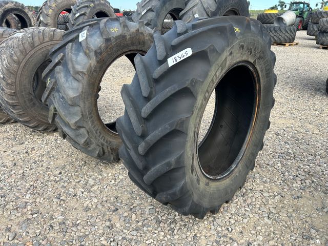 Michelin 440/65R28