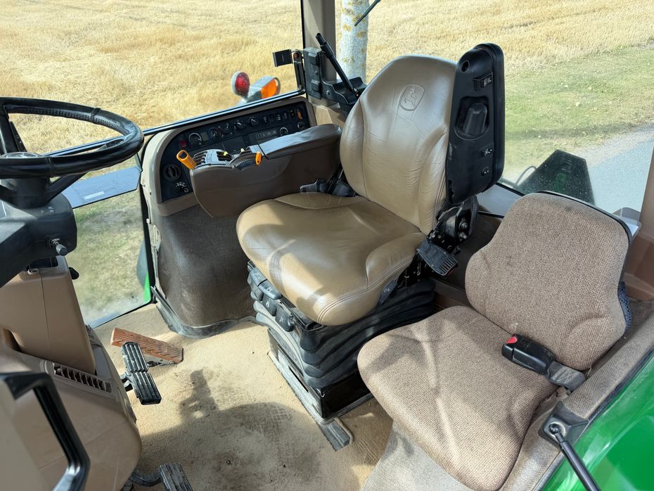 John Deere 7930 M. Frontlift, TLS affjedret foraksel, Front PTO og Autotrac Ready - Traktorer - Traktorer 4 wd - 18