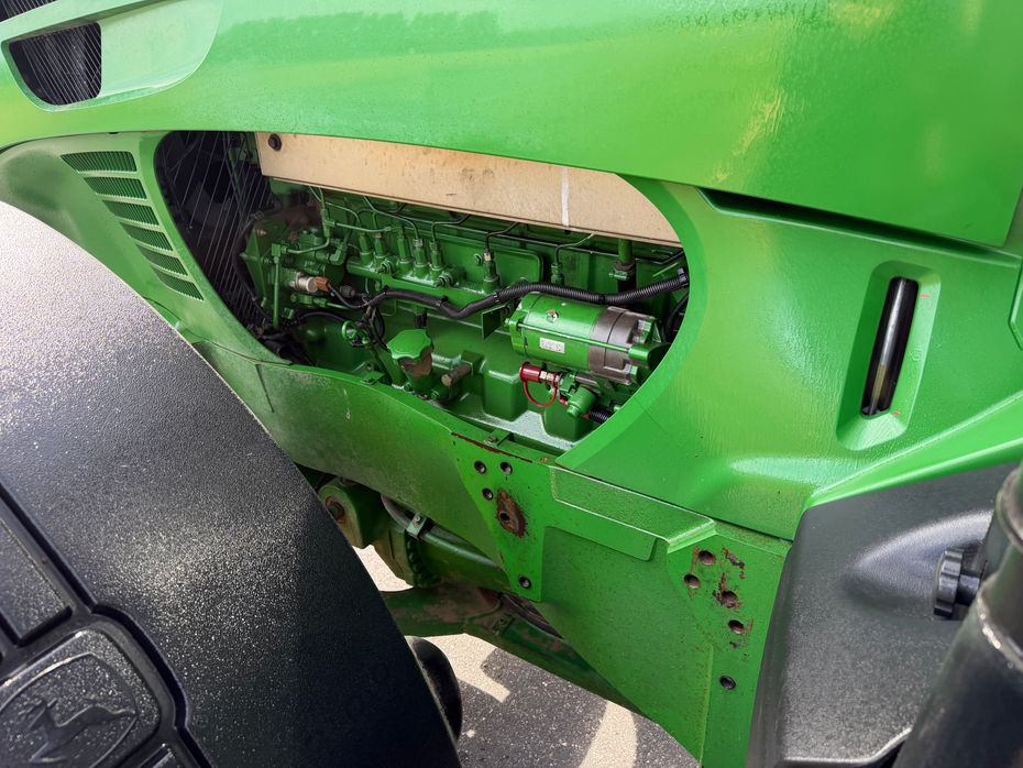 John Deere 7930 M. Frontlift, TLS affjedret foraksel, Front PTO og Autotrac Ready - Traktorer - Traktorer 4 wd - 10