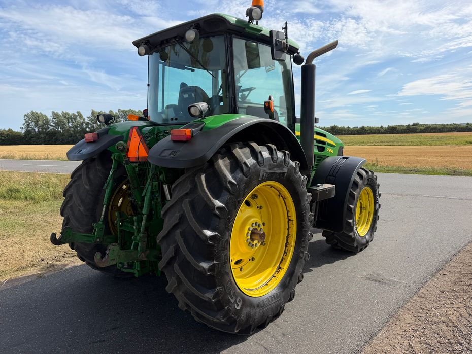 John Deere 7930 M. Frontlift, TLS affjedret foraksel, Front PTO og Autotrac Ready - Traktorer - Traktorer 4 wd - 5