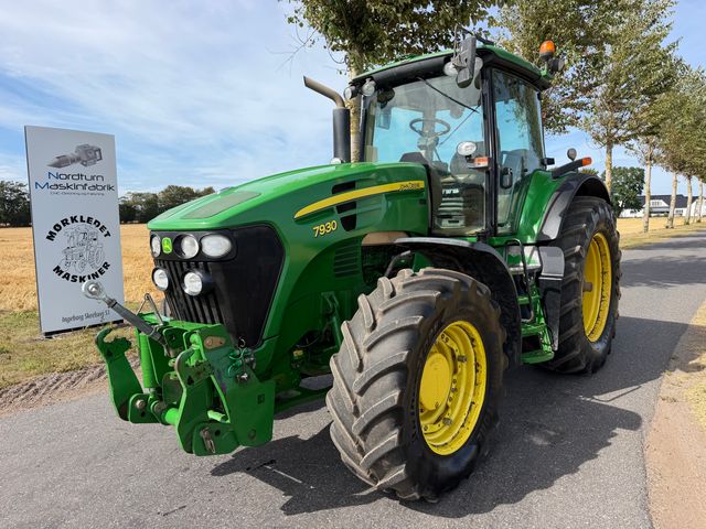 John Deere 7930