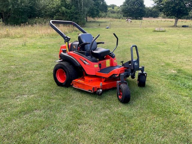 Kubota ZD 326s