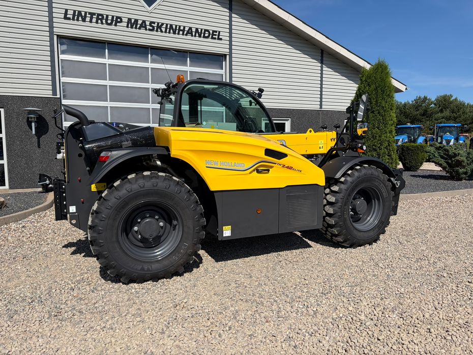 New Holland TH 7.42 Elite Den nye model 145hk med masser af udstyr og 6F-3R PowerShift transmission - Læssemaskiner - Teleskoplæssere - 5