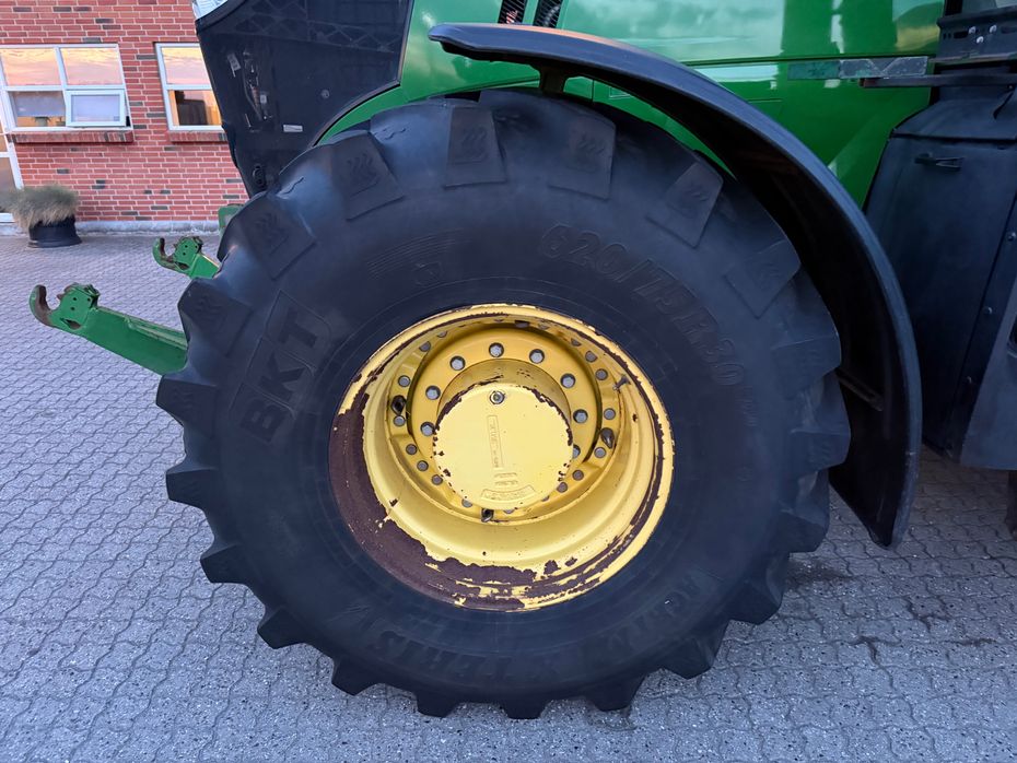 John Deere 7310R - Traktorer - Traktorer 4 wd - 9