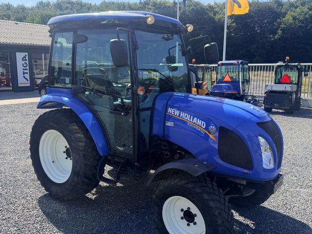 New Holland Boomer 50