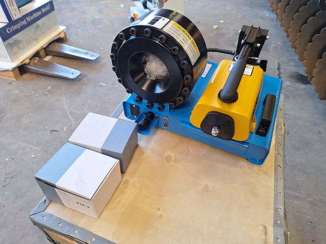 J-Maskiner Hydraulik presser  