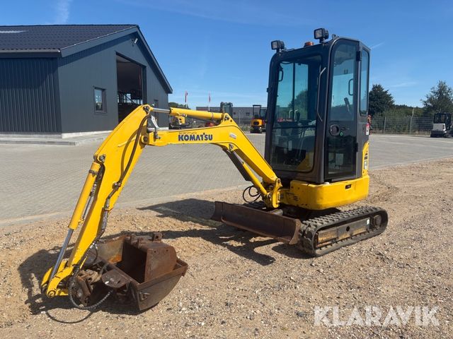 Komatsu PC16R-3HS