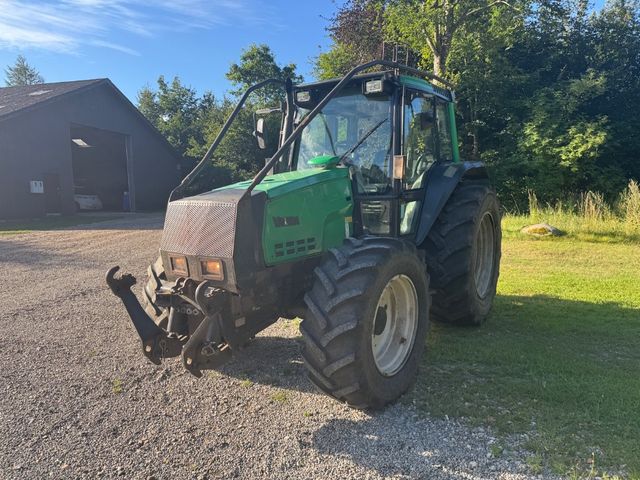 Valtra 6750
