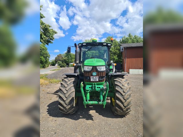 John Deere 6150R