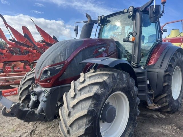 Valtra T254V