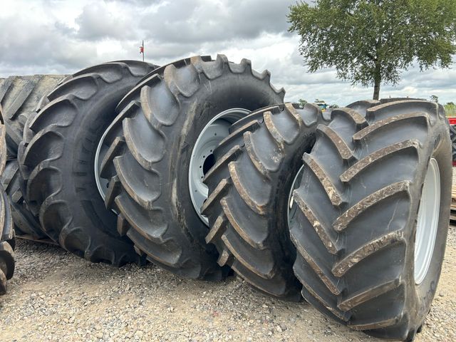 Mitas 710/70R42+600/70R30 Afm - Case Puma 240/260 - NHT7