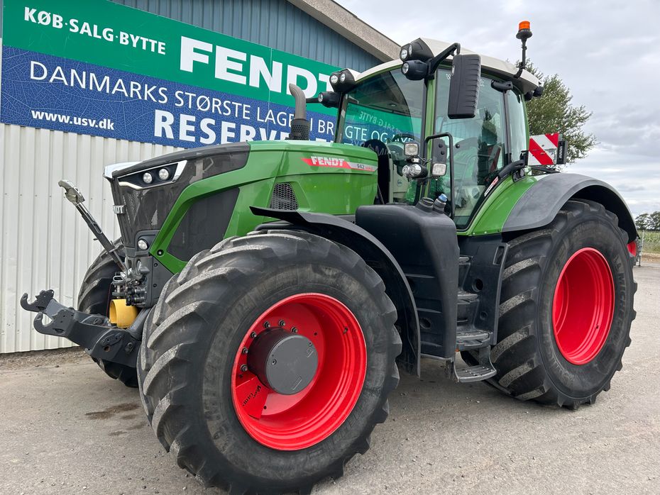 Fendt 942 Gen6 Profi Plus Front PTO + VarioGrip - Traktorer - Traktorer 4 wd - 2