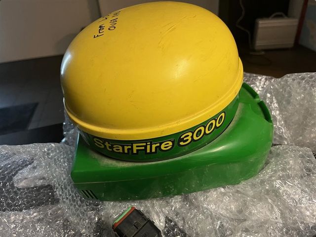 John Deere STARFIRE 3000