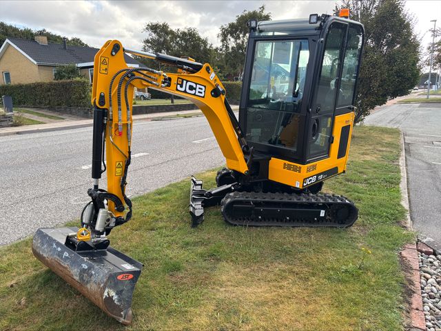 JCB 19C-1