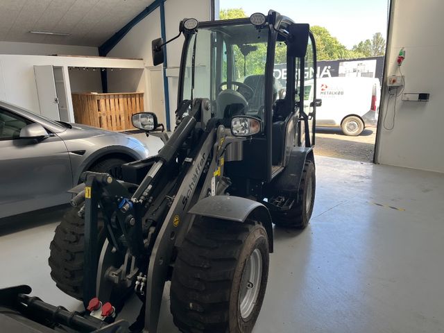 Schaffer 2445 S