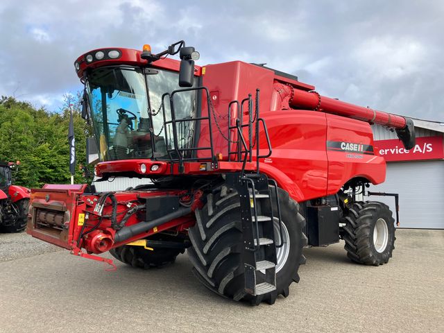 Case IH Axial Flow 9120