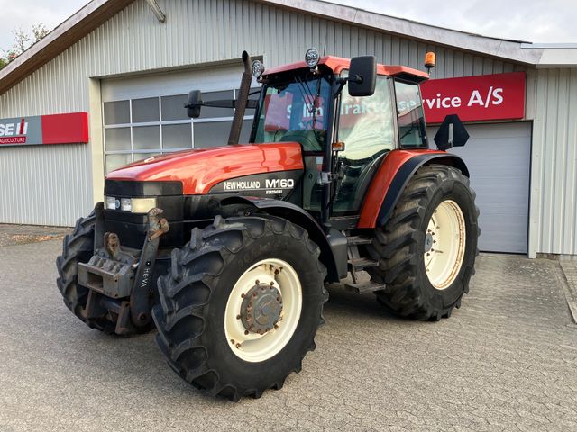 New Holland M160