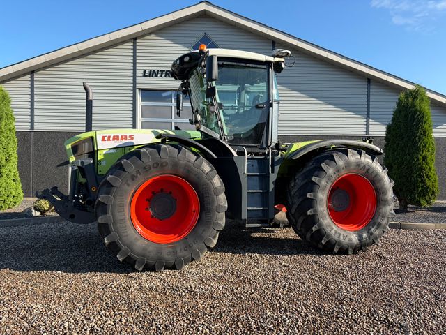 CLAAS XERION 3800