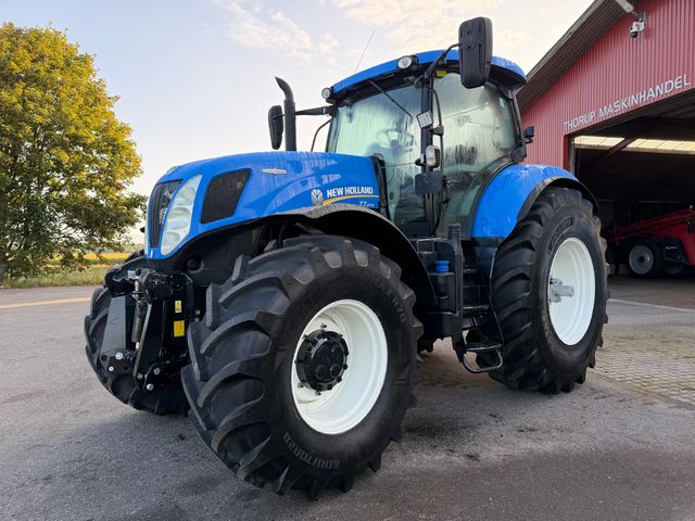 New Holland T7.270 AutoCommand