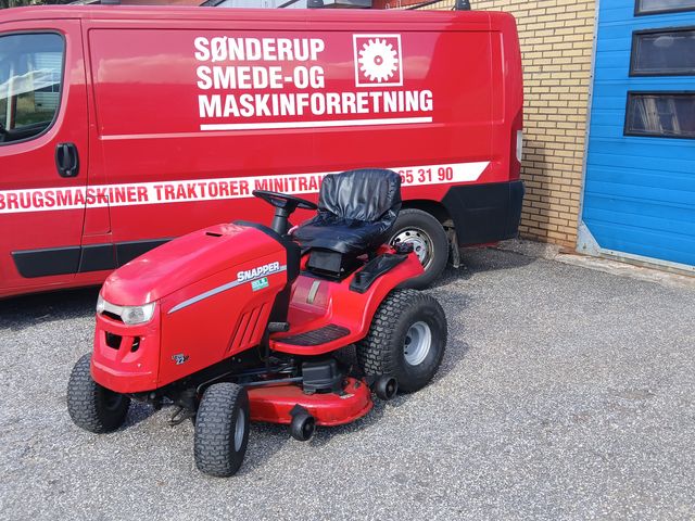 Snapper LT 200