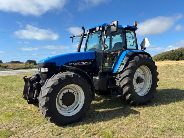 New Holland TM165 SS Ultra