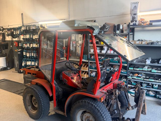 Antonio Carraro Tigertrac 2500 HST