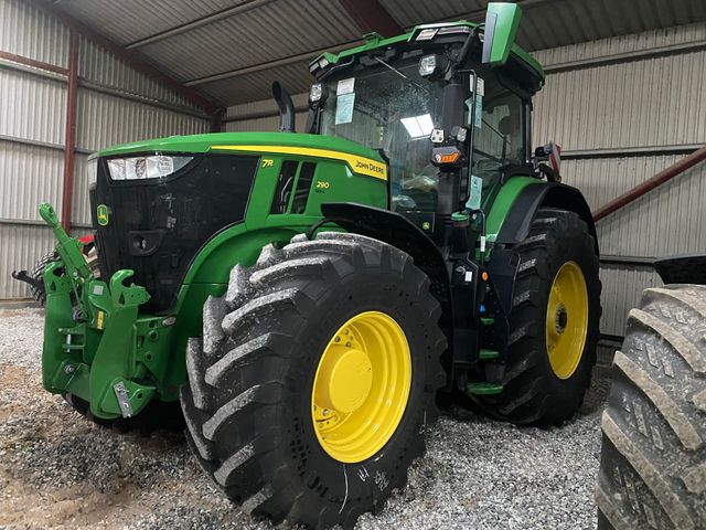 John Deere 7R 290