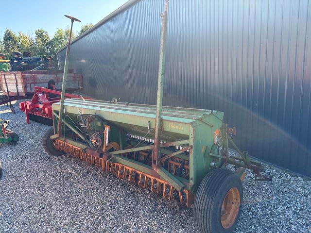 Amazone 07/40 E