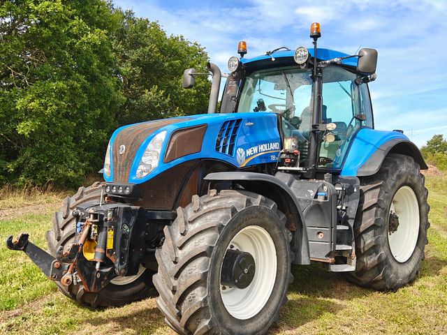 New Holland T8.390