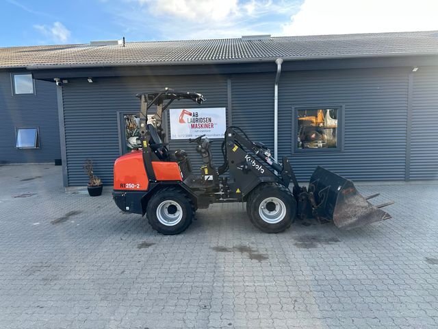 Kubota RT250-2