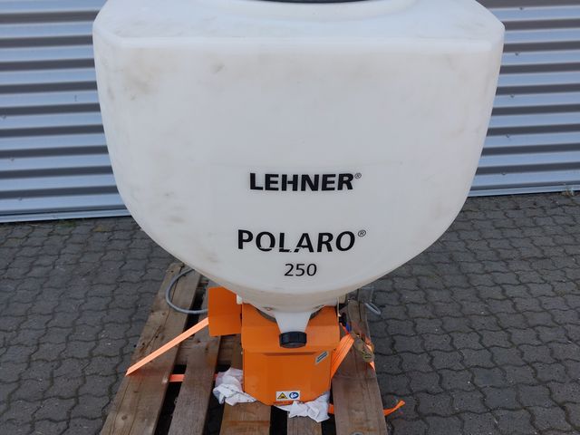 Lehner Polaro 250, saltspreder