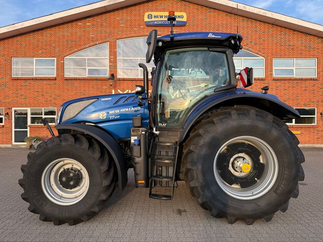 New Holland T7.245
