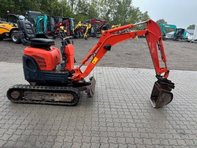 Kubota U10