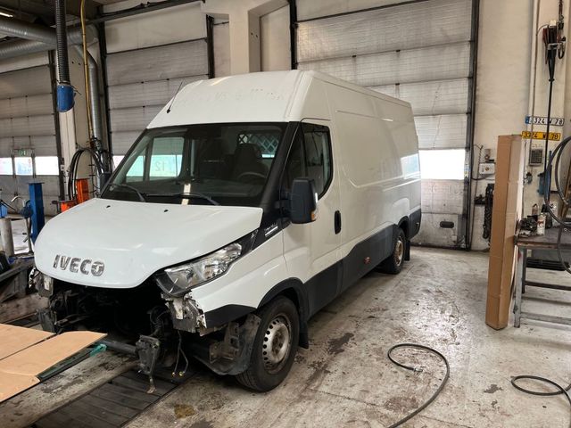 Iveco Daily 35-140