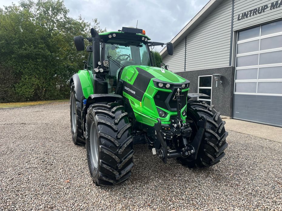 Deutz-Fahr Agrotron 6215 TTV Med frontlift - Traktorer - Traktorer 4 wd - 19