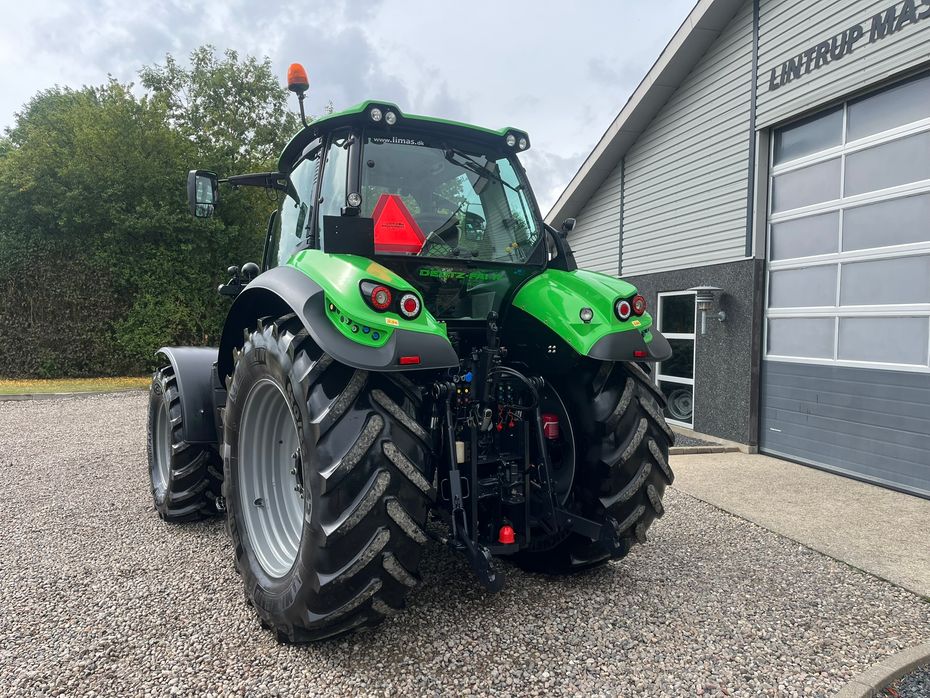 Deutz-Fahr Agrotron 6215 TTV Med frontlift - Traktorer - Traktorer 4 wd - 13