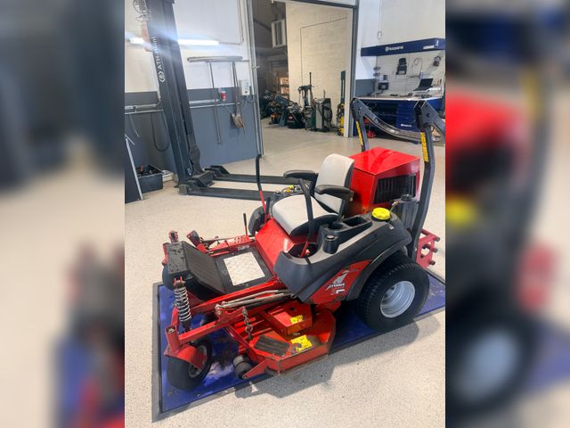 Ferris Z2000