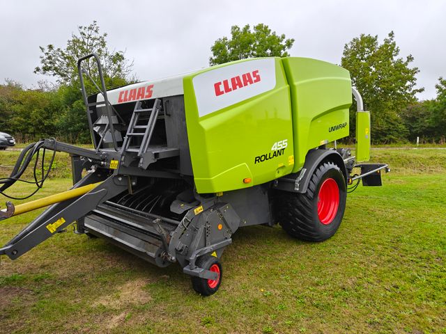 CLAAS Rollant 455 UNIWRAP