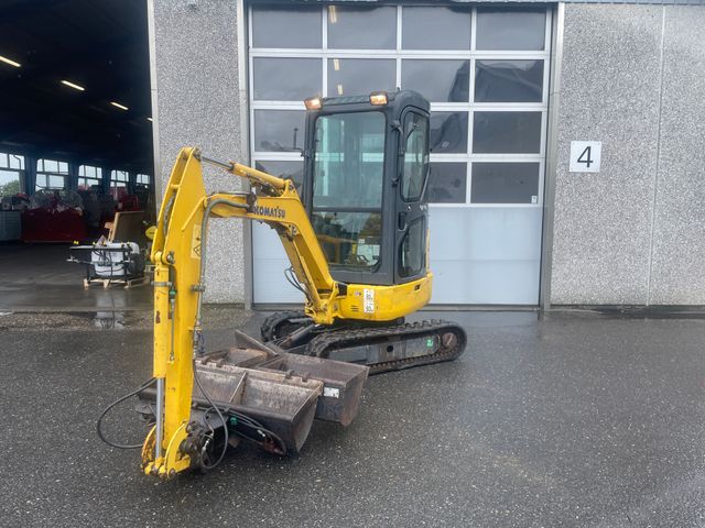 Komatsu PC16R-3HS
